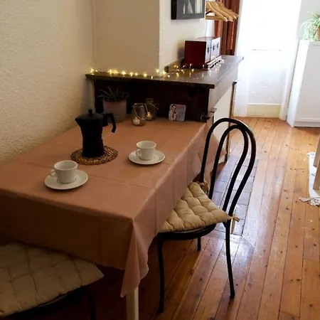 Grand Studio-centre De Appartement